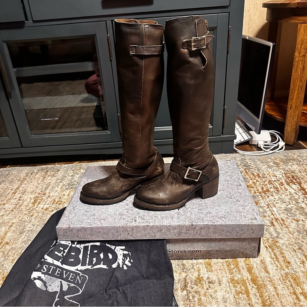 FreeBird by Steven “Cody” Knee High Leather Boots Size 7!